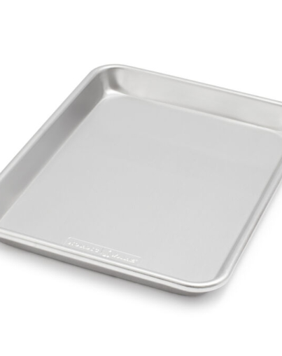 nordic-ware-naturals-for-sur-la-table-quarter-sheet-pan_5f895733af792.jpeg