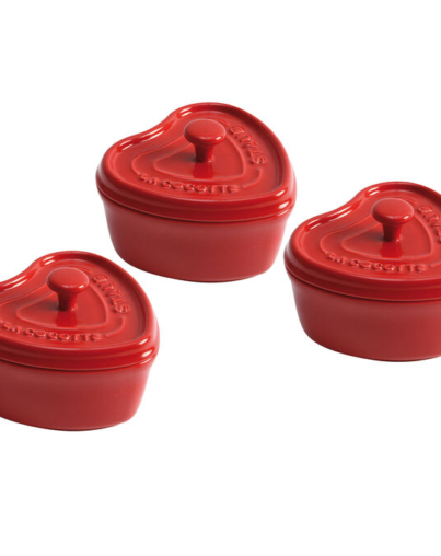 staub-ceramic-mini-heart-cocottes-set-of-3_5f88635a592da.jpeg