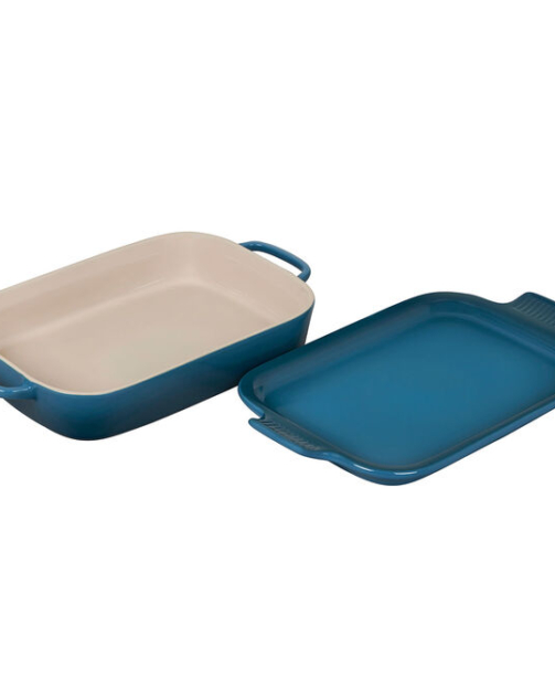 le-creuset-rectangular-baker-with-platter-lid_5f8860573bae4.jpeg